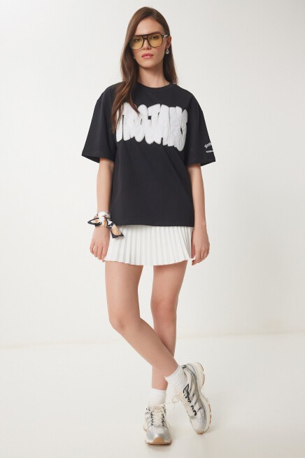 Sloganlı Boncuk İşlemeli Pamuklu T-shirt SİYAH LCR0037