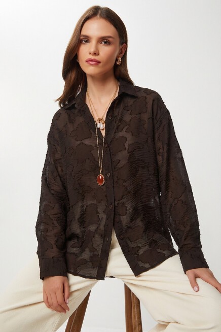Dokulu Transparan Oversize Dokuma Gömlek ACI KAHVE LCI0066