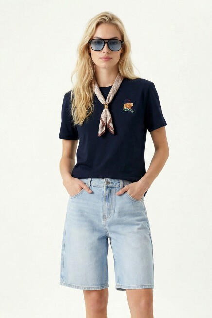 Nakış İşlemeli Fularlı Örme T-shirt LACİVERT LMC0085