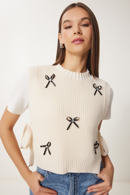 Fiyonklu Bağlamalı Crop Triko Süveter KREM LMT0025