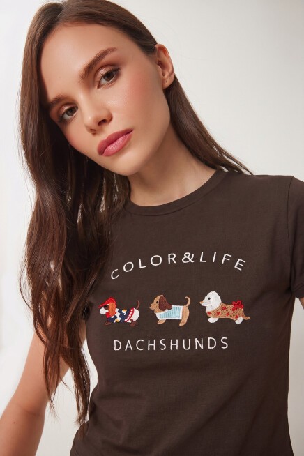 Nakış İşlemeli Pamuklu Örme T-shirt KAHVERENGİ LCR0127