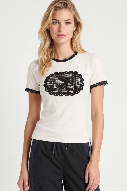 Baskılı Dantel Detaylı Örme T-shirt EKRU LUB0353