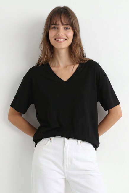 V Yaka Oversize Basic Örme T-shirt SİYAH LZV0072