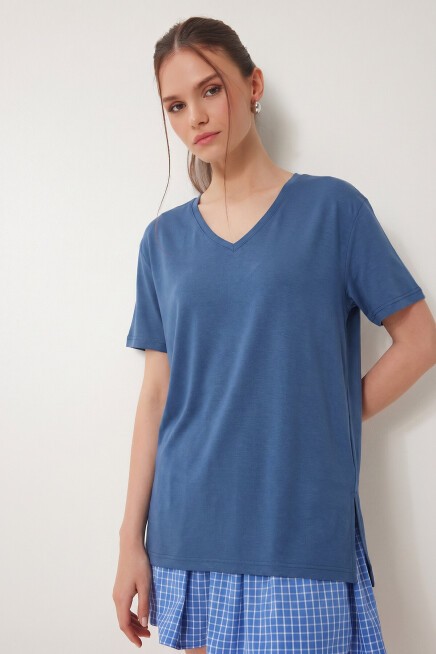 V Yaka Yırtmaçlı Viskon T-shirt KOBALT MAVİ LRN0039