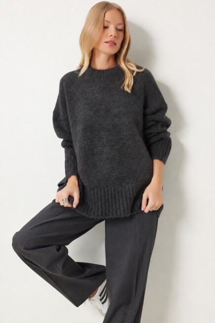 Yumuşak Dokulu Oversize Triko Kazak ANTRASİT LPF0063