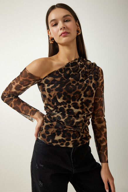 TEK KOL BÜZGÜLÜ ŞİFON BLUZ