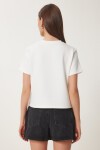 Güpür Fiyonk Nakışlı Örme T-shirt KEMİK LCR0065