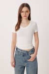 V Yaka Basic Örme T-shirt KEMİK LDZ0069