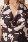 Desenli Arkadan Bağlamalı Saten Bluz KAHVERENGİ BEJ LUB0138