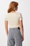 Ayıcık Nakışlı Fitilli Örme Crop T-shirt KREM LZH0015
