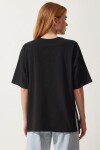 V Yaka Yırtmaçlı Viskon T-shirt SİYAH LRN0039
